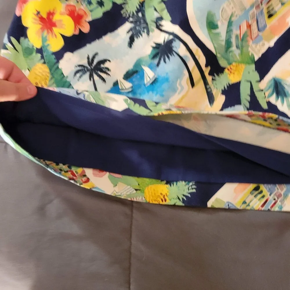 Talbots Tropical Print Mini Skirt Hawaii Flamingo EUC Size 2P - Picture 5 of 6
